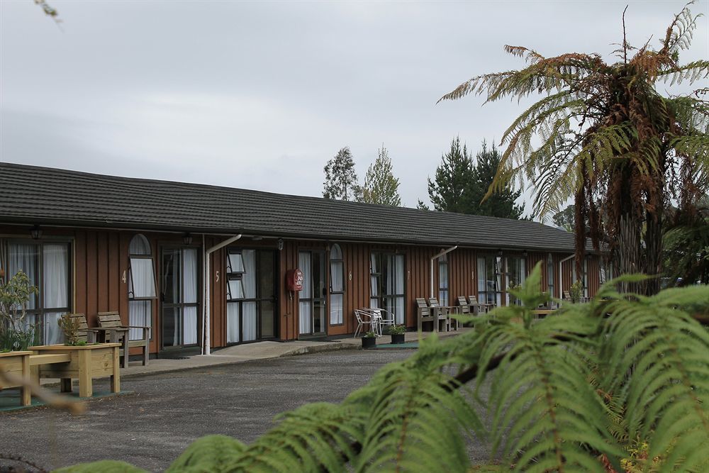 Buller Bridge Motel Westport Exterior foto